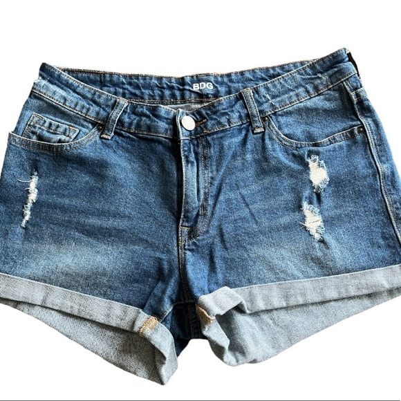 BDG Alexa Midrise Five Pockets Shortie size 30 W - Picture 1 of 13